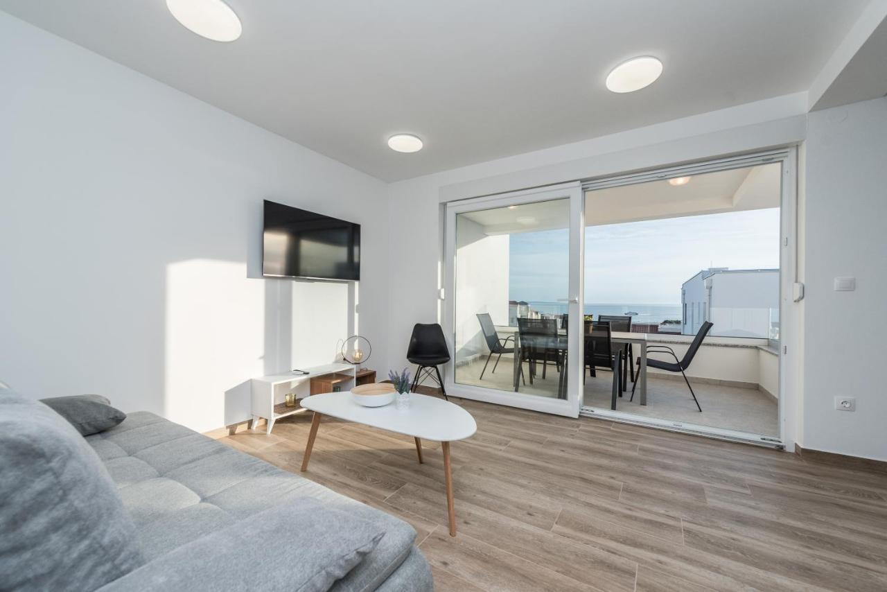 Pool Apartments Banta B Novalja Eksteriør billede